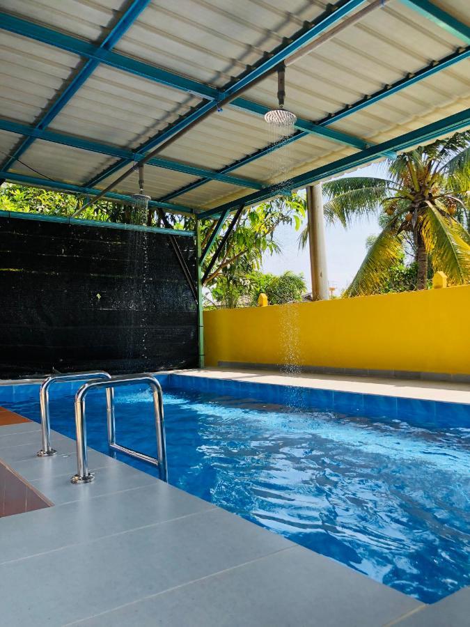 Homestay Tok Abah Dalam Rhu Pasir Puteh Exterior foto